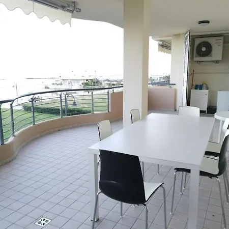 Makarska 34 *